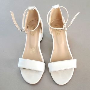 Girls Perla White Leather Peep Toe Sandals